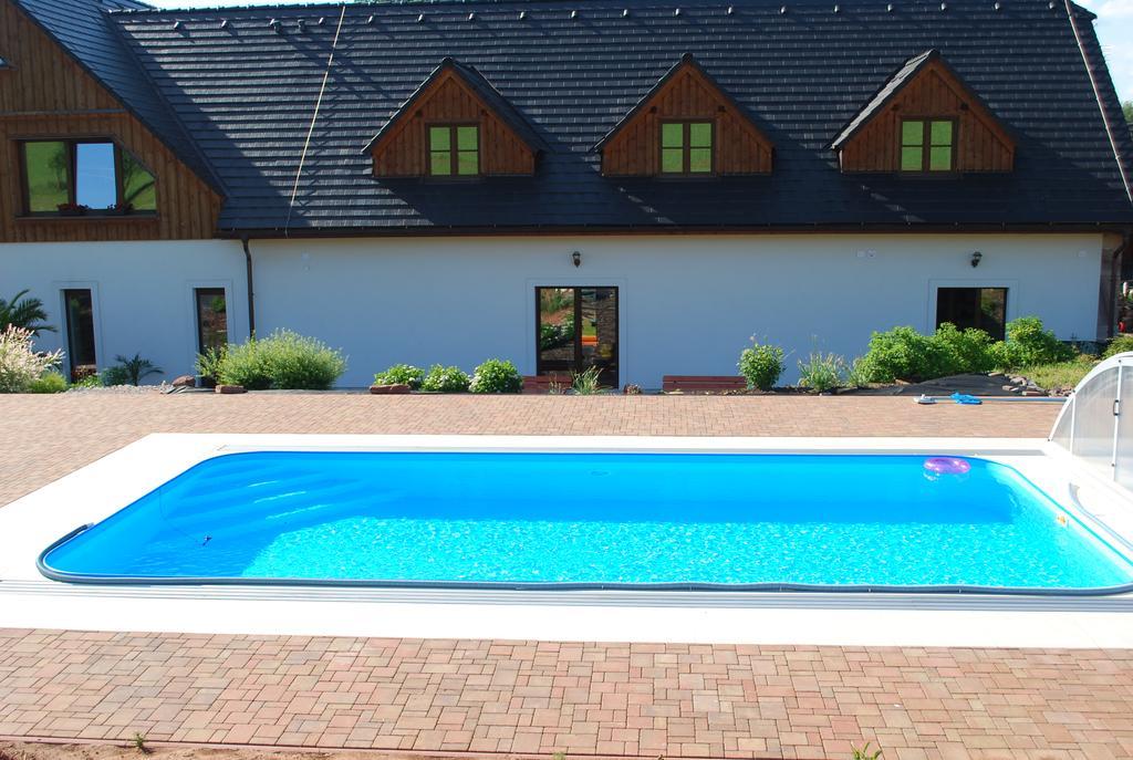 Hotel Statek Pod Lipou Pilníkov Zewnętrze zdjęcie